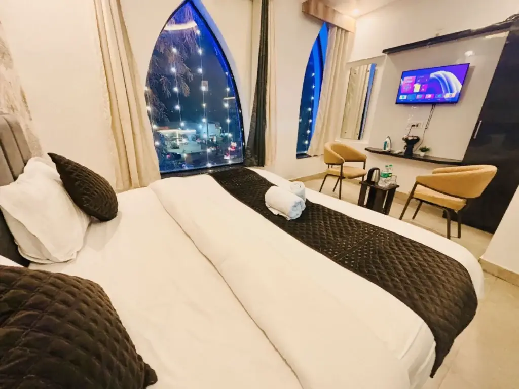 Premium Deluxe Room at Hotel Devine Zirakpur - Best Hourly Stay near Chandigarh Airport