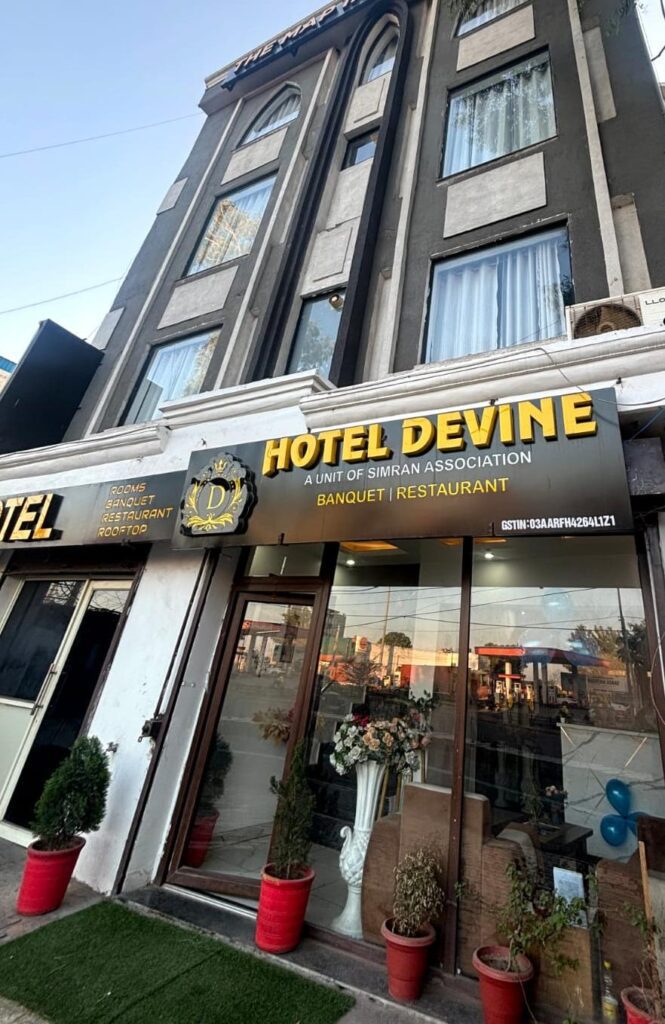 Hotel Devine near Chandigarh Railway Station in Zirakpur Punjab